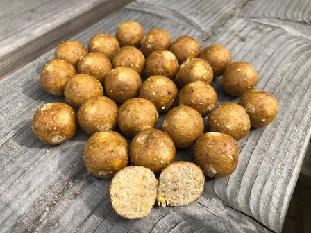 Eigen Recept Boilies - Bouillettes Recette Propre / &agrave; partir de 25 kilos de Bouillettes